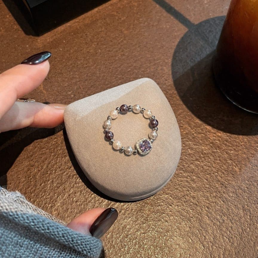 Elegant Purple Stone Ring for Stylish Accessories — image 1