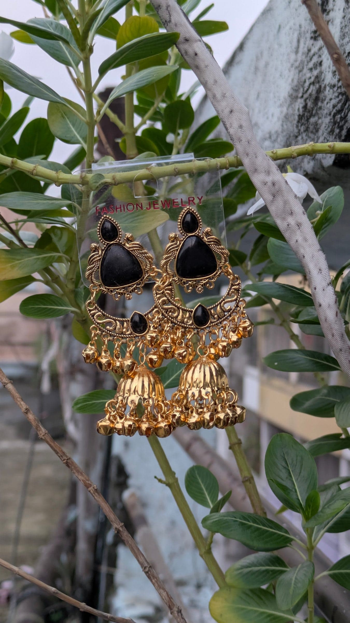 Beautiful Kashmiri Jhumka Earrings for Elegant Looks — image 1