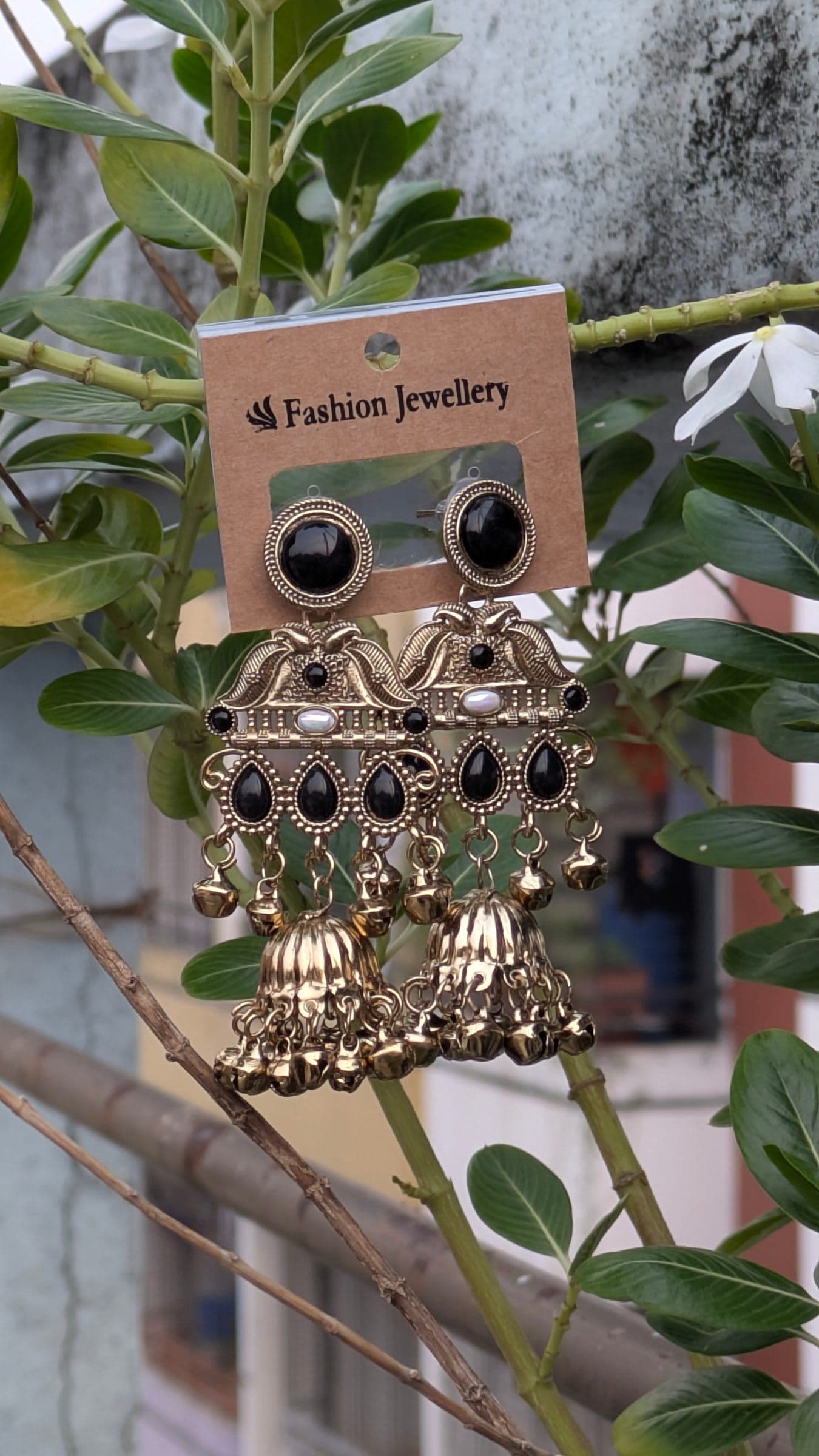Elegant Kashmiri Jhumka Earrings for Traditional Look — image 1