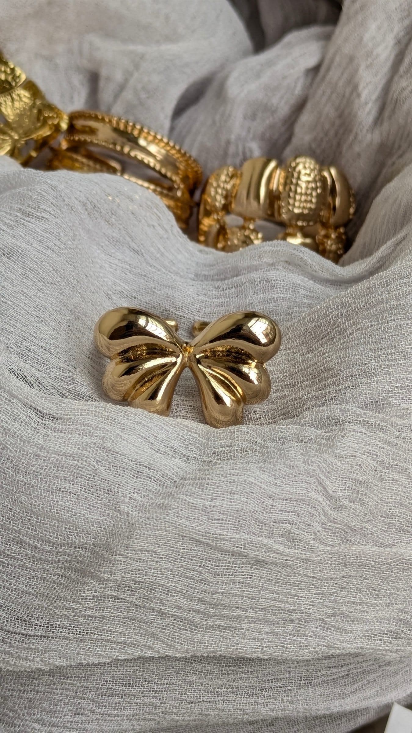 Stunning Aurora Bow Ring - Elegant Jewelry for Every Occasion — image 1